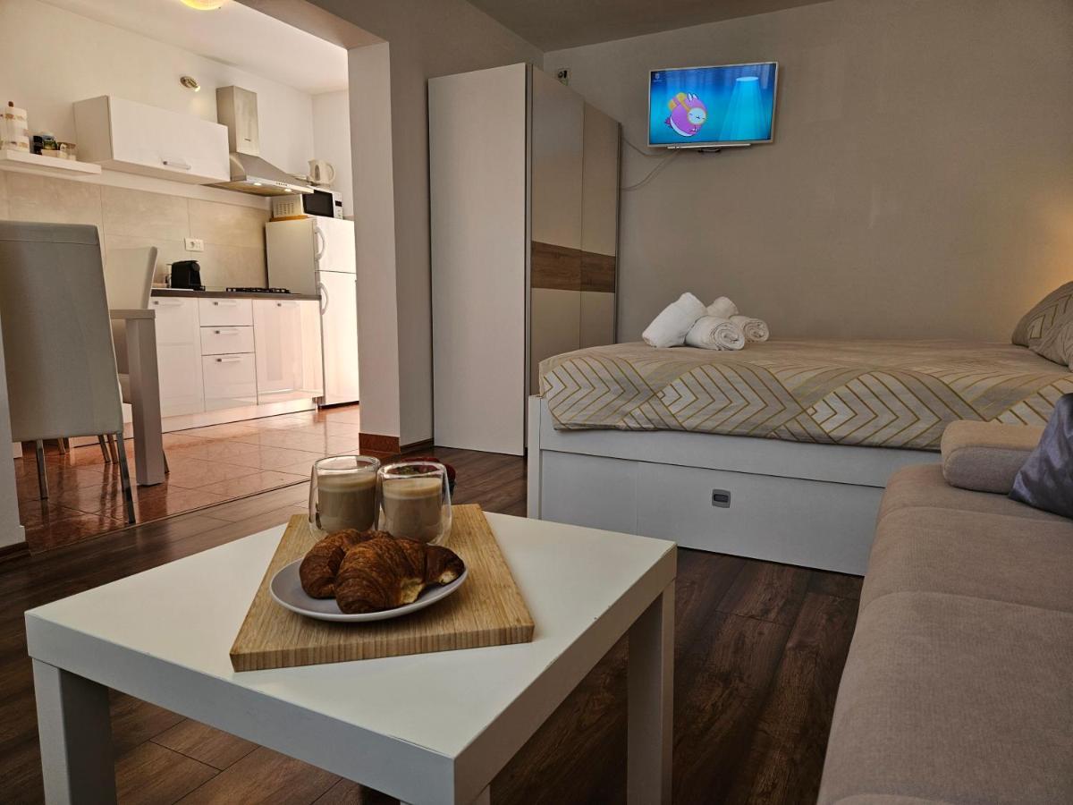 Apartmani Grzinic Ровин Екстериор снимка
