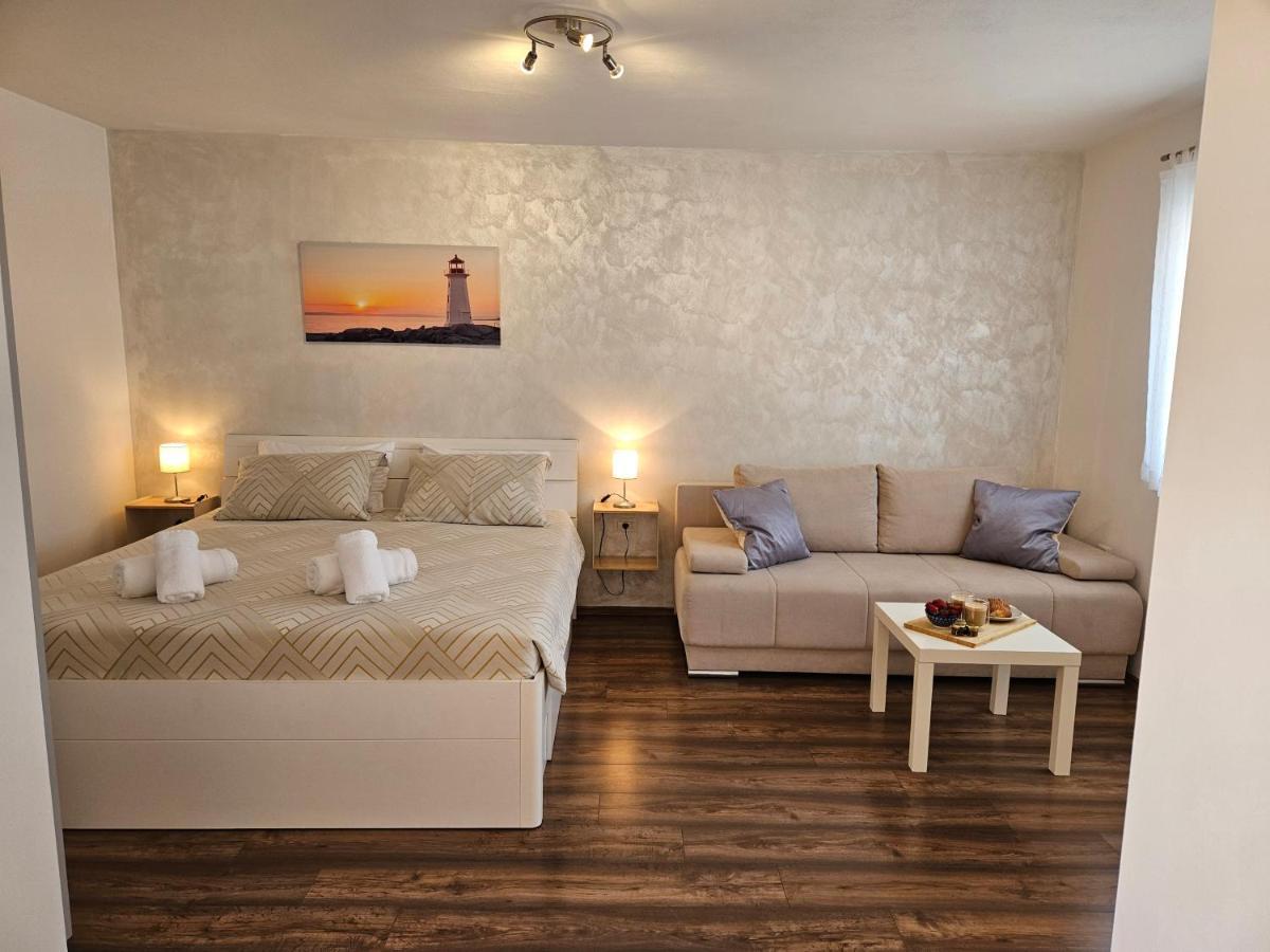 Apartmani Grzinic Ровин Екстериор снимка